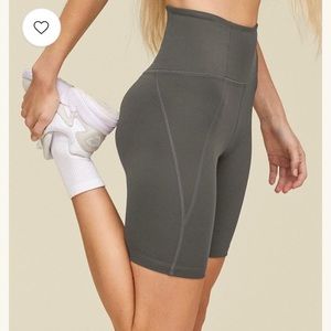 Girlfriend Collective Bike Shorts, Moon Gray XS